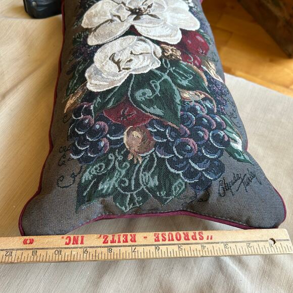 SIGNED GLYNDA TURLEY DECORATIVE Lumbar Pillow floral - Picture 7 of 7